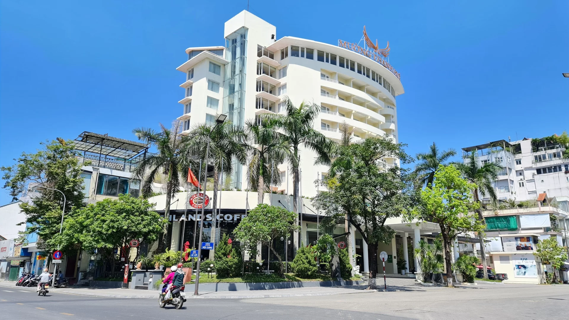 Khách sạn Mường Thanh Holiday Huế