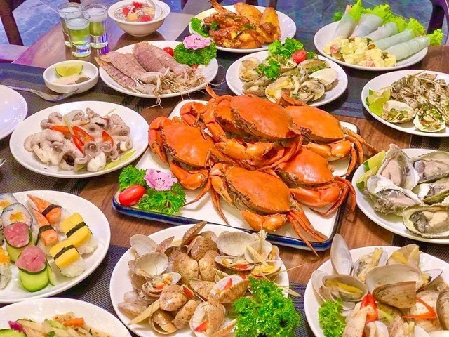 Biển Thiên Cầm